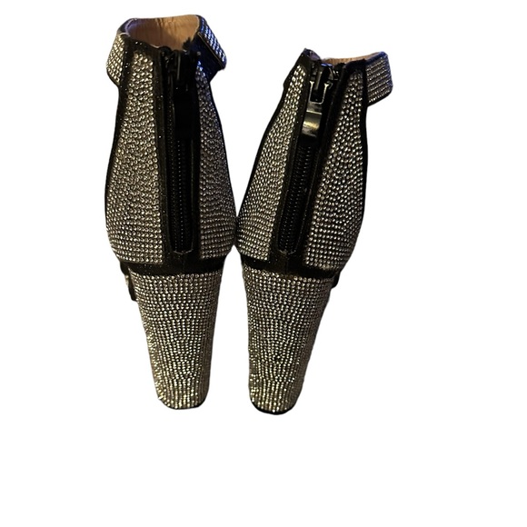 Delicacy Women Rhinestone Heels Size 7.5 - Picture 5 of 5